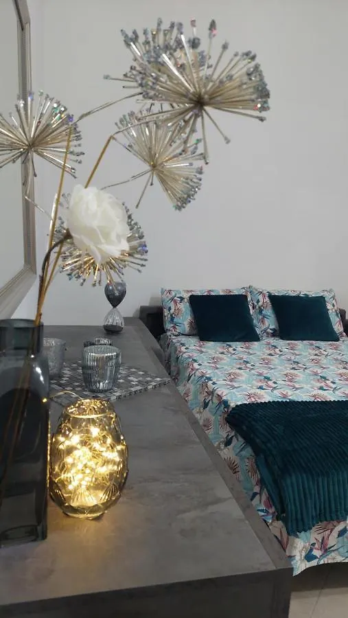Sweet Home Lido di Ostia Apartment